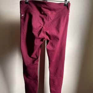 Fabletics powerhold red black cherry regular 27” leggings - medium